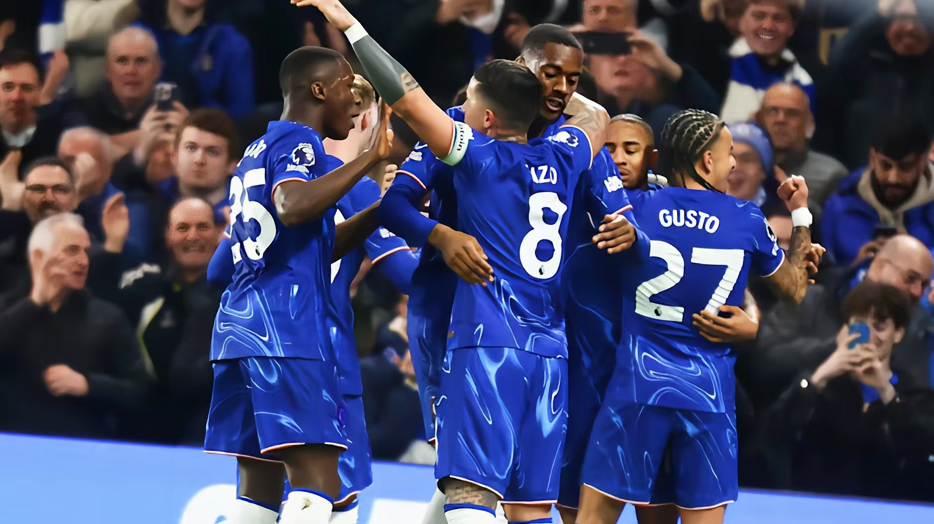 切尔西完胜秘鲁，阿尔巴三分雨点燃全场