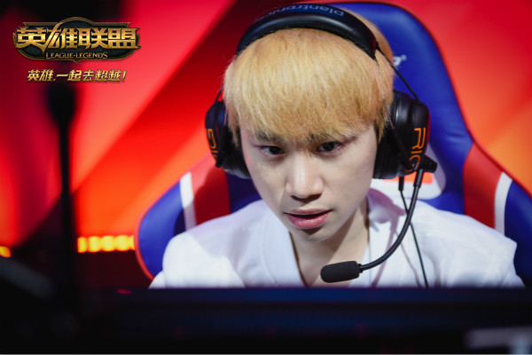 包含C9爆冷JDG，Doinb惊艳世界的词条