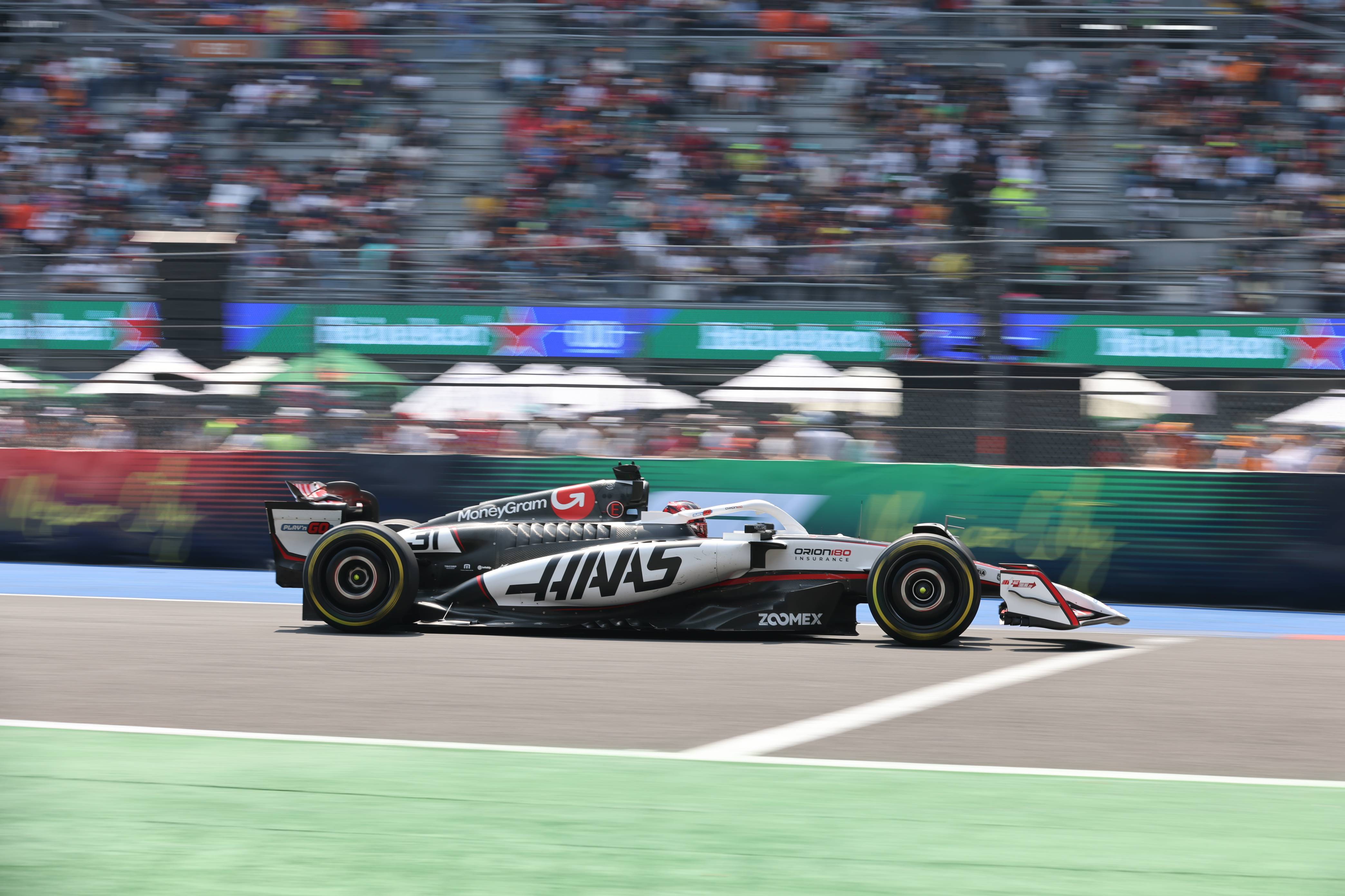 红牛车队翻盘阿斯顿马丁,汉密尔顿刷新纪录的简单介绍 红牛车队翻盘阿斯顿马丁,汉密尔顿刷新纪录的简单介绍