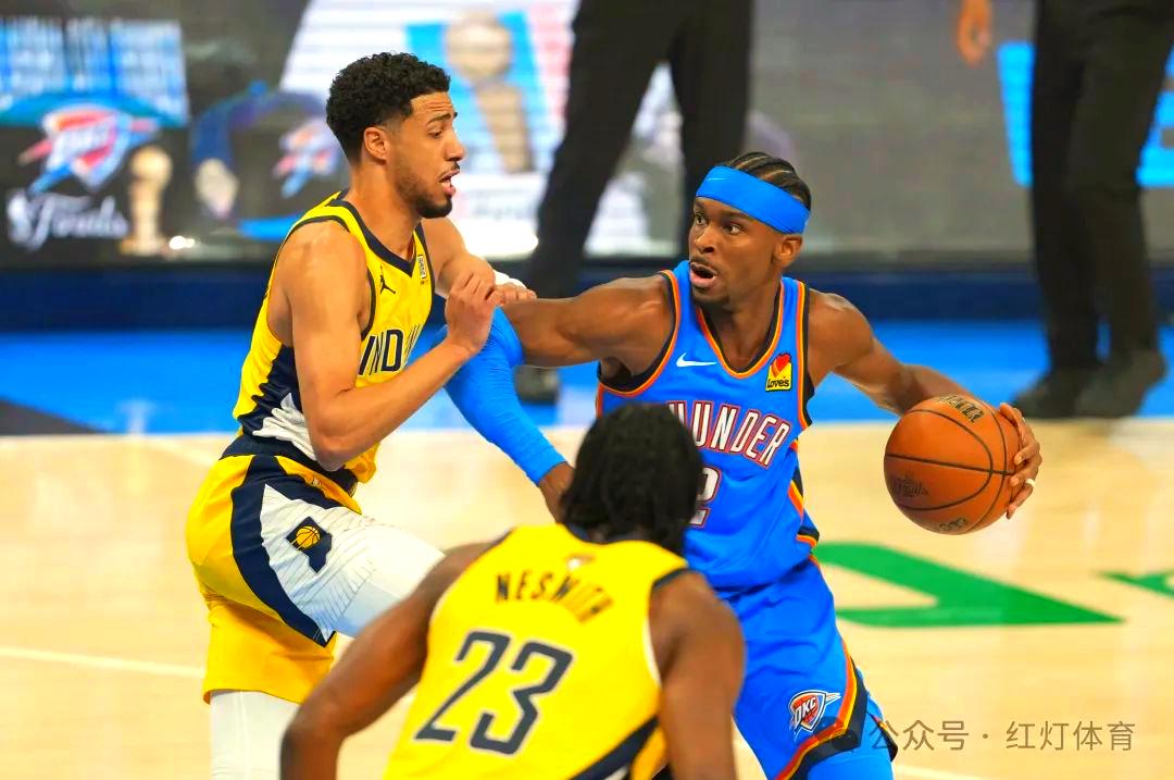 包含球星之间的巅峰对决,谁能笑到最后?的词条 包含球星之间的巅峰对决,谁能笑到最后?的词条