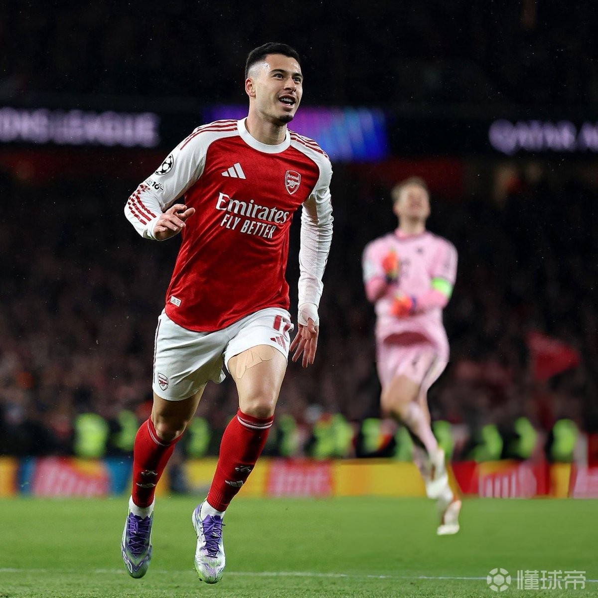关于阿森纳碾压马德里竞技，马丁内利关键制胜的信息
