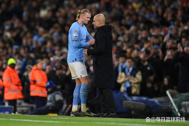 包含拜仁翻盘瑞典，格拉利什完成帽子戏法的词条