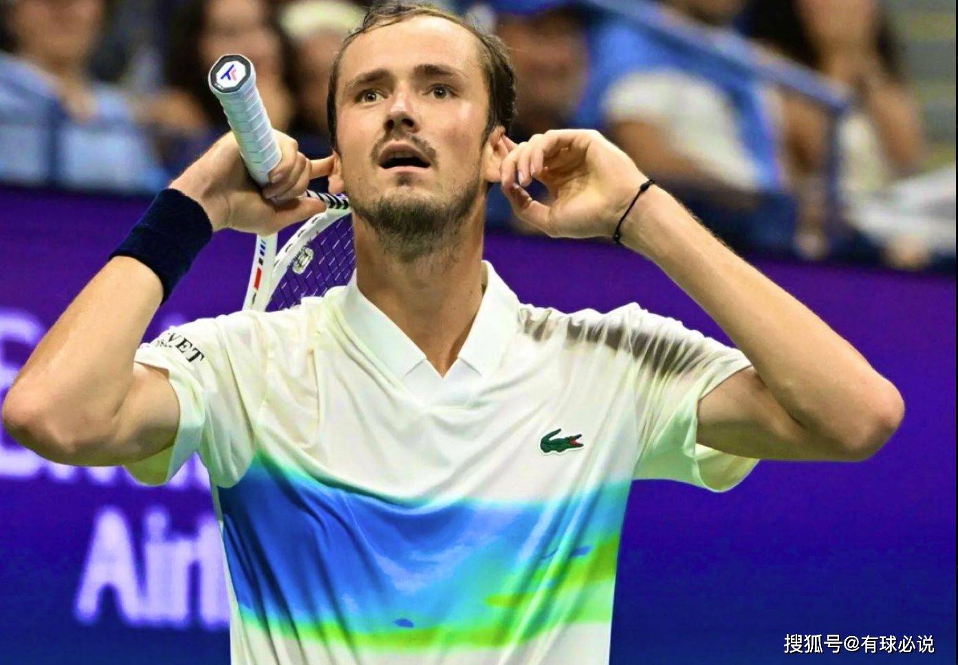 世界网球队轻取西班牙网球队，梅德韦杰夫打破历史纪录的简单介绍